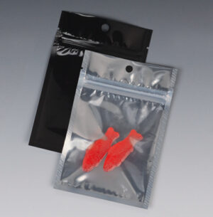 Barrier Zipper Pouches with Black Metalized Back